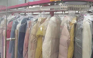 伊蔻干洗店加盟門店內景